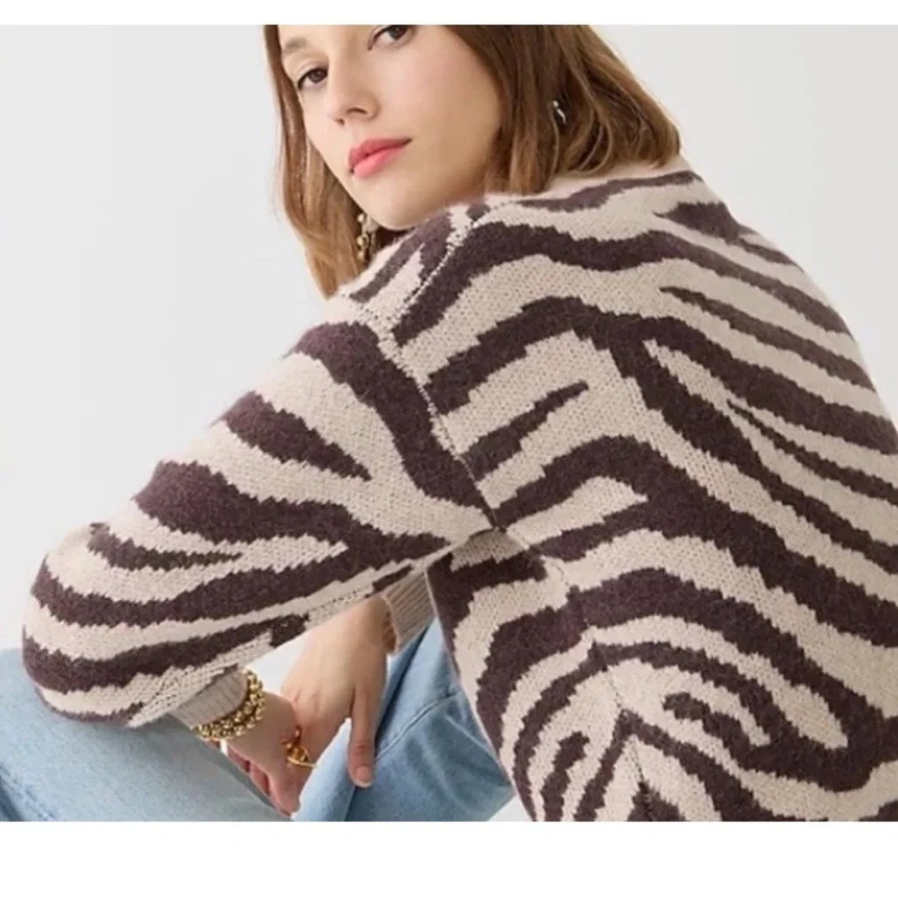 J CREW Ribbed V-neck Alpaca Wool blend cardigan sweater in zebra stripe Size L